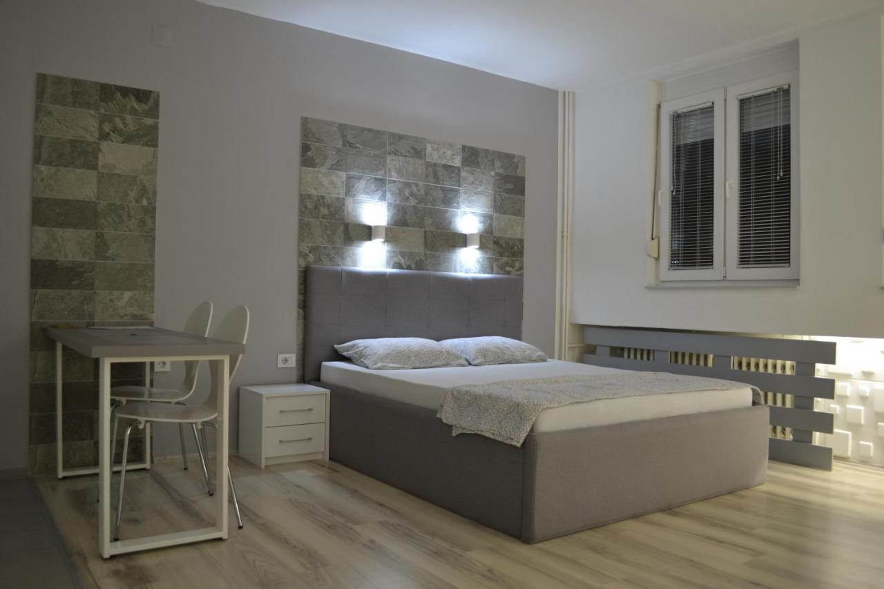 Lazarus Studio Apartment Szkopje Kültér fotó