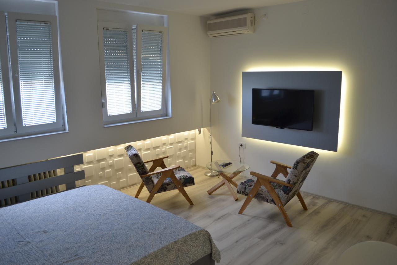 Lazarus Studio Apartment Szkopje Kültér fotó