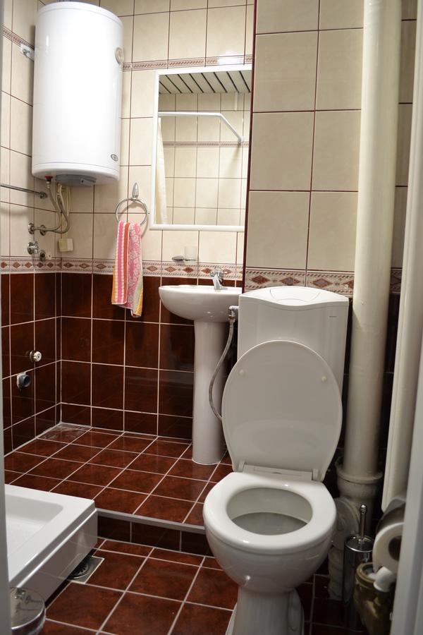 Lazarus Studio Apartment Szkopje Kültér fotó