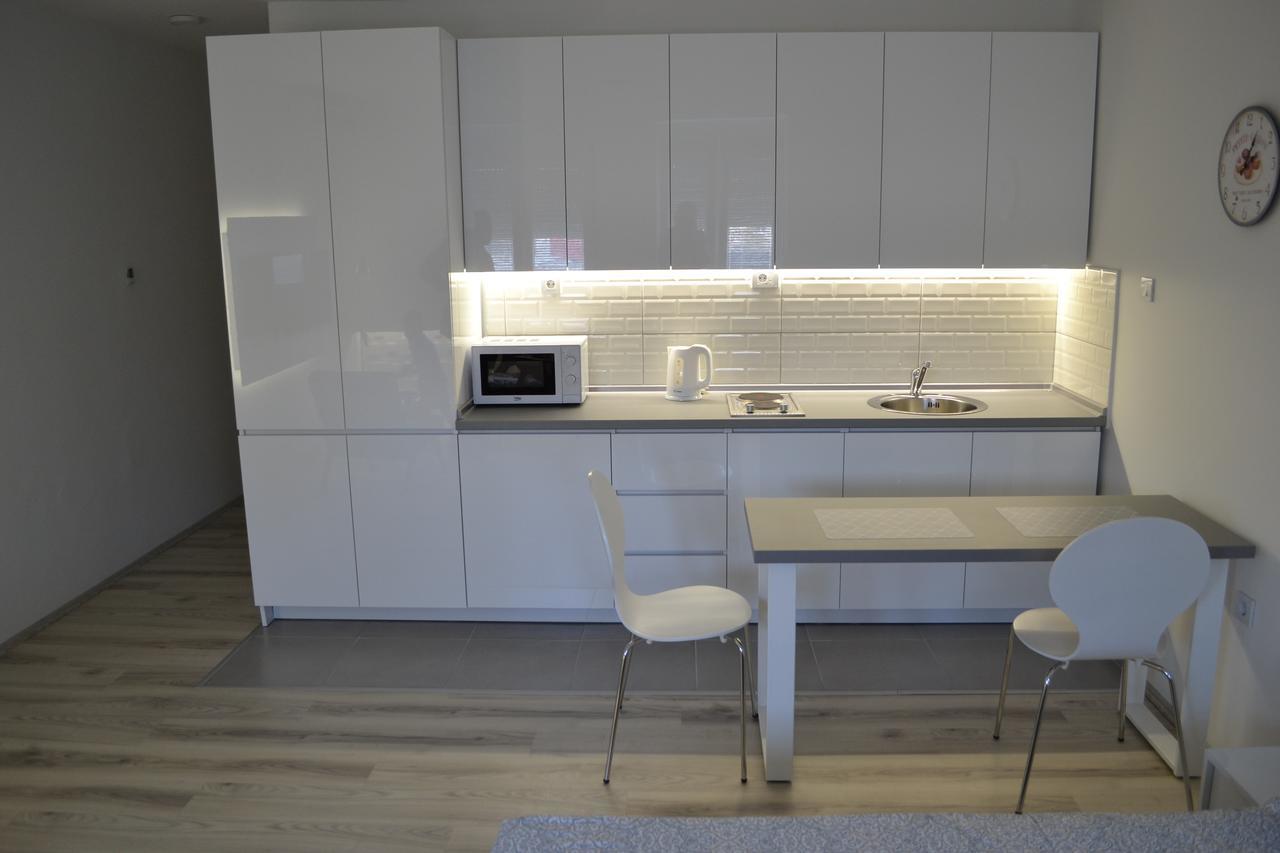 Lazarus Studio Apartment Szkopje Kültér fotó