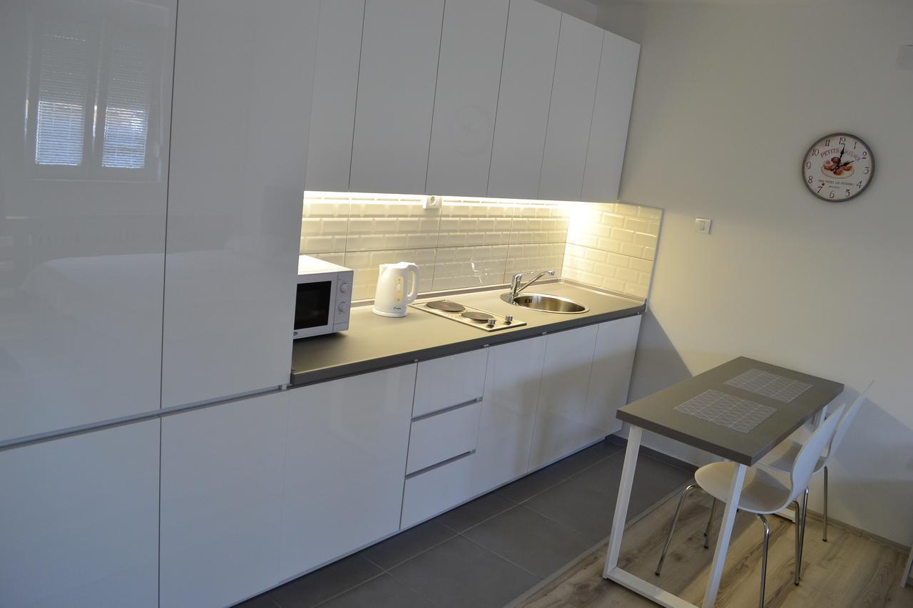 Lazarus Studio Apartment Szkopje Kültér fotó